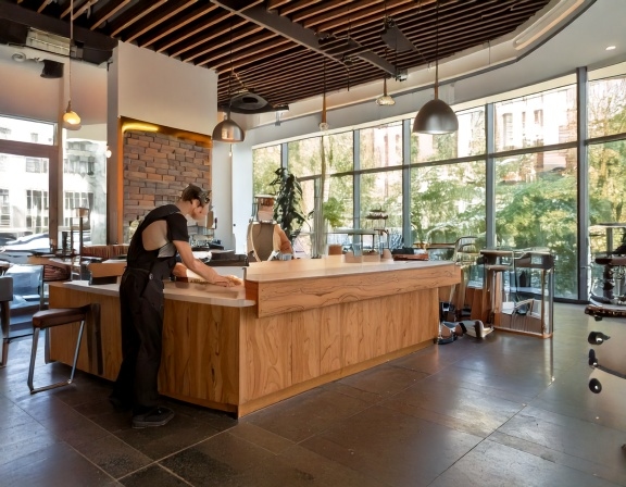 Giá thi công quầy pha chế cafe (4)