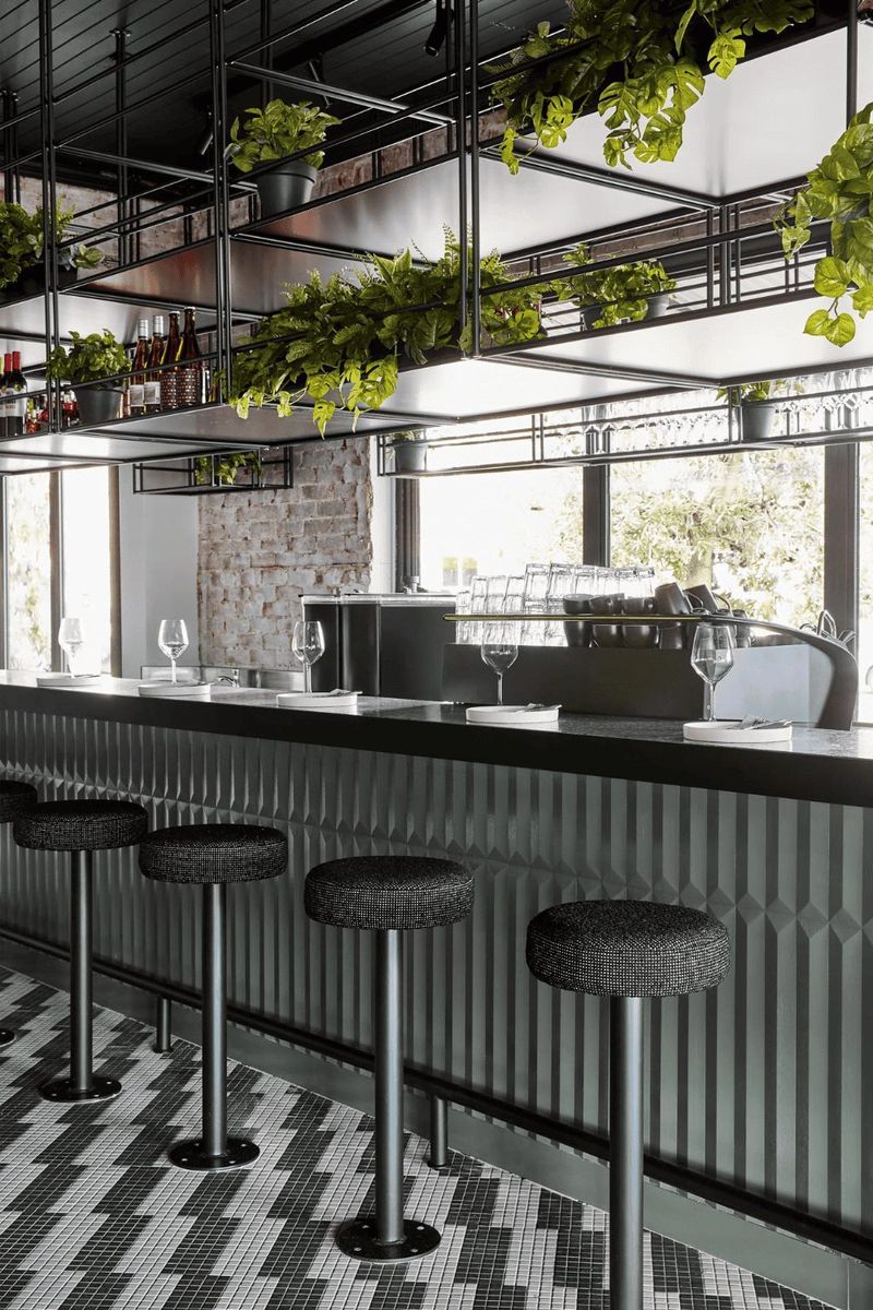 Quầy cafe bằng đá sang trọng