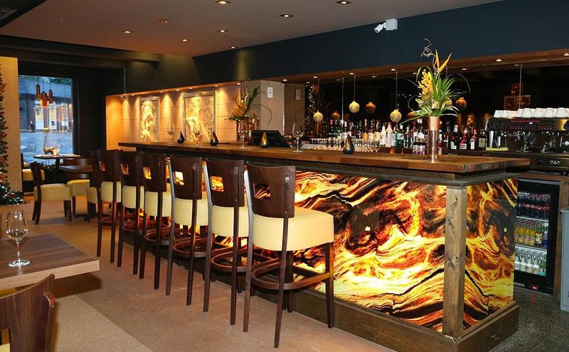 da nhan tao op quay bar 6