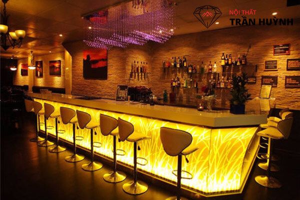 Quầy bar đá nhân tạo